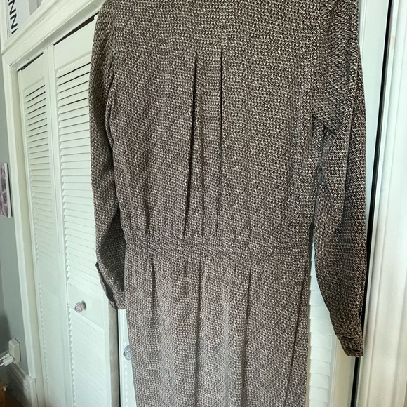 Vince silk dress size 8 - Picture 3 of 5